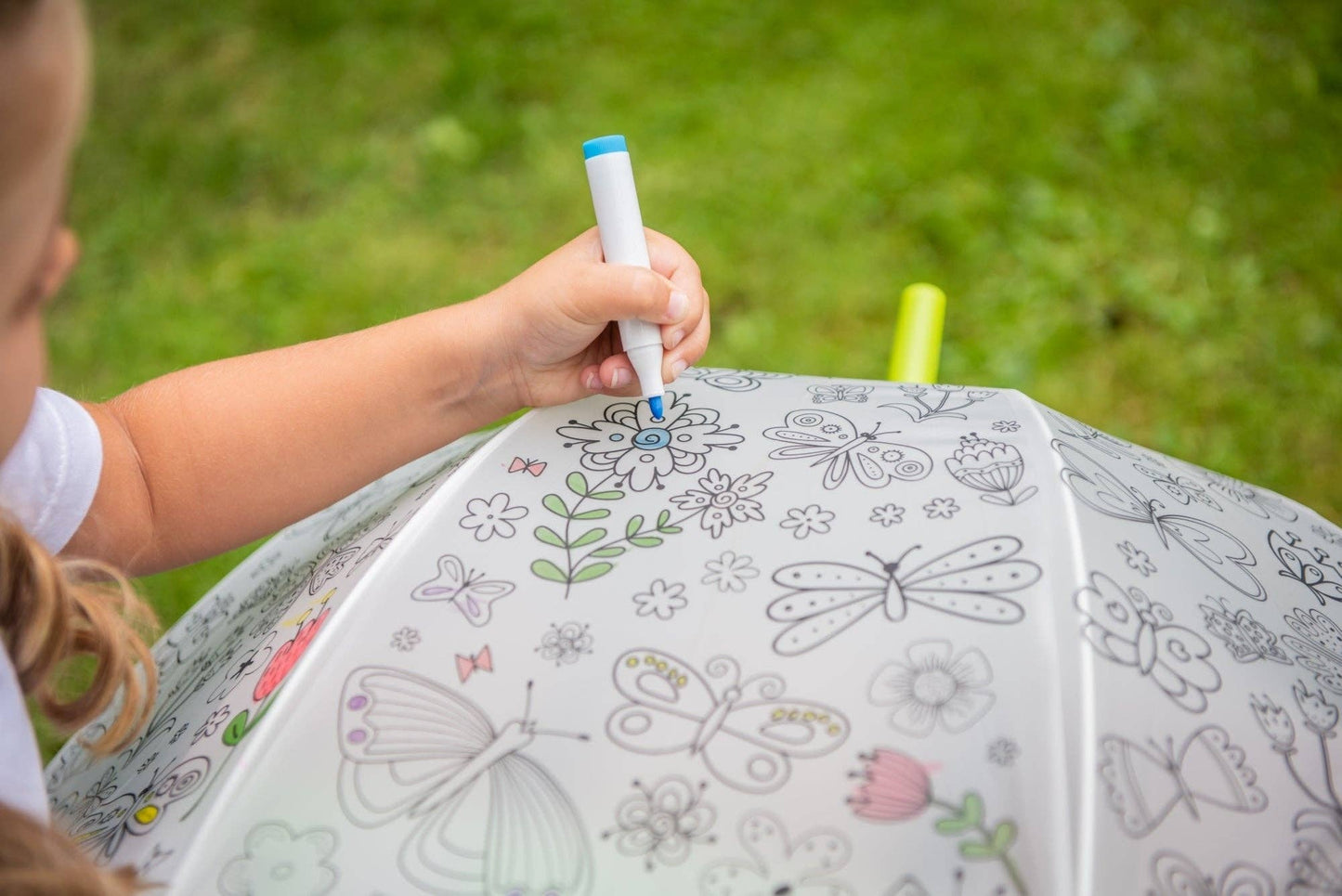 Parapluie à colorier « Fleurs »